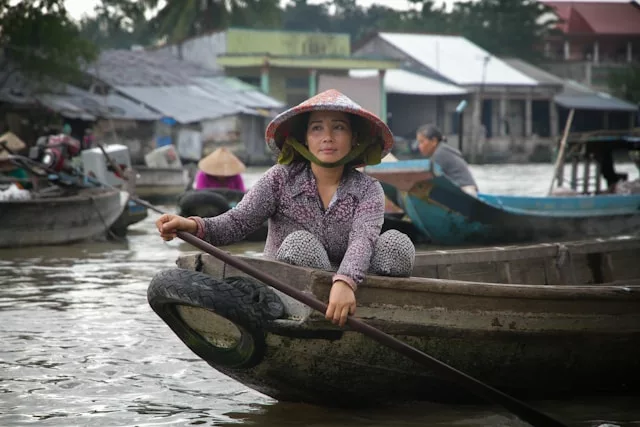 Femme solo à l'étranger